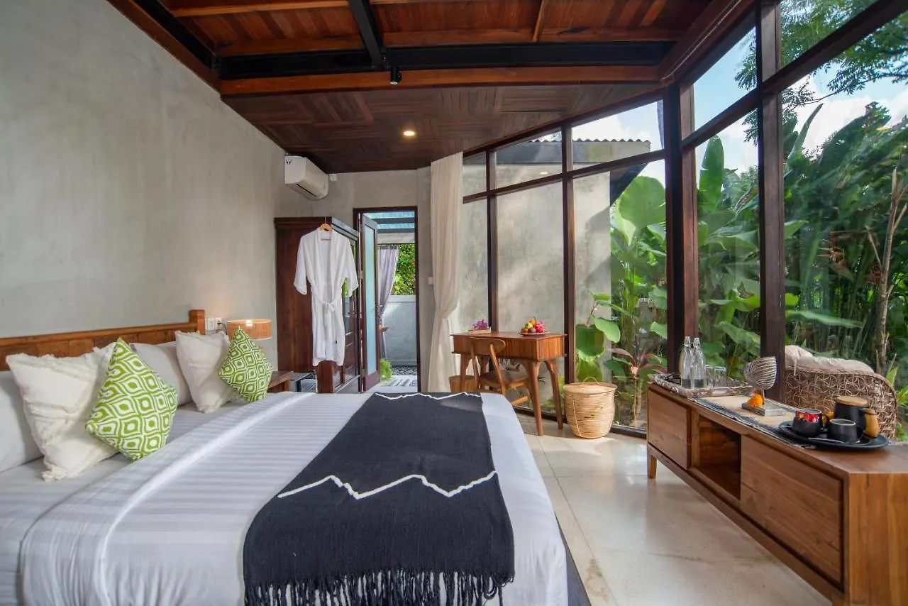 Green Tree House Ubud
